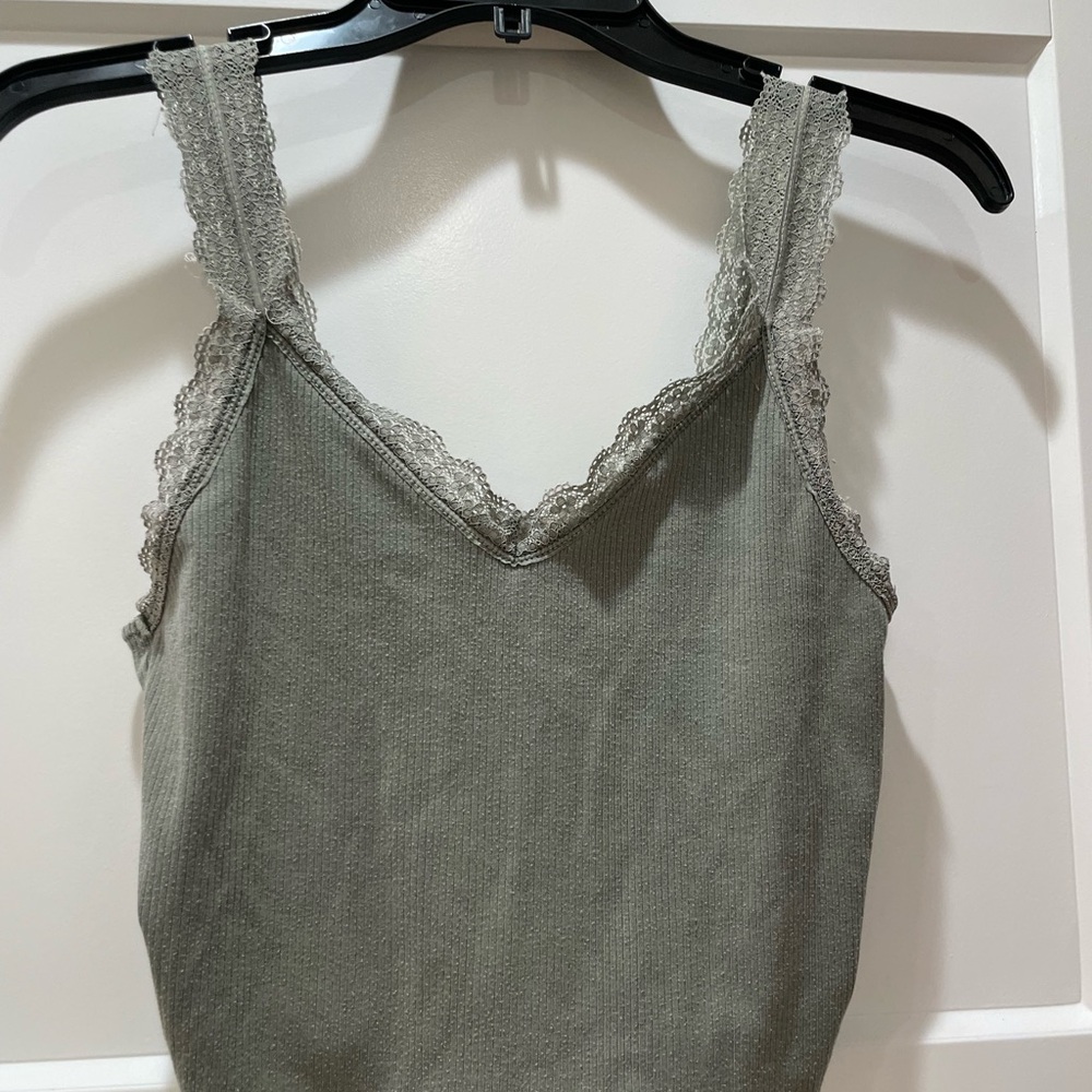 American Eagle Lace Trim Tank Top in Gray